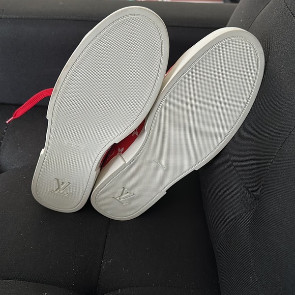 High Top Louis Vuitton Supreme Sneakers Size 41 - Picture 7 of 8